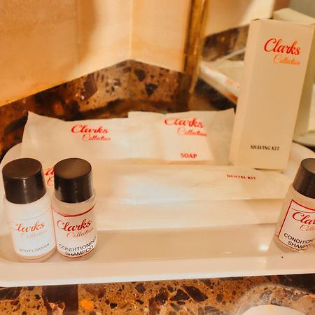 Hotel Clarks Collection ואדודרה מראה חיצוני תמונה
