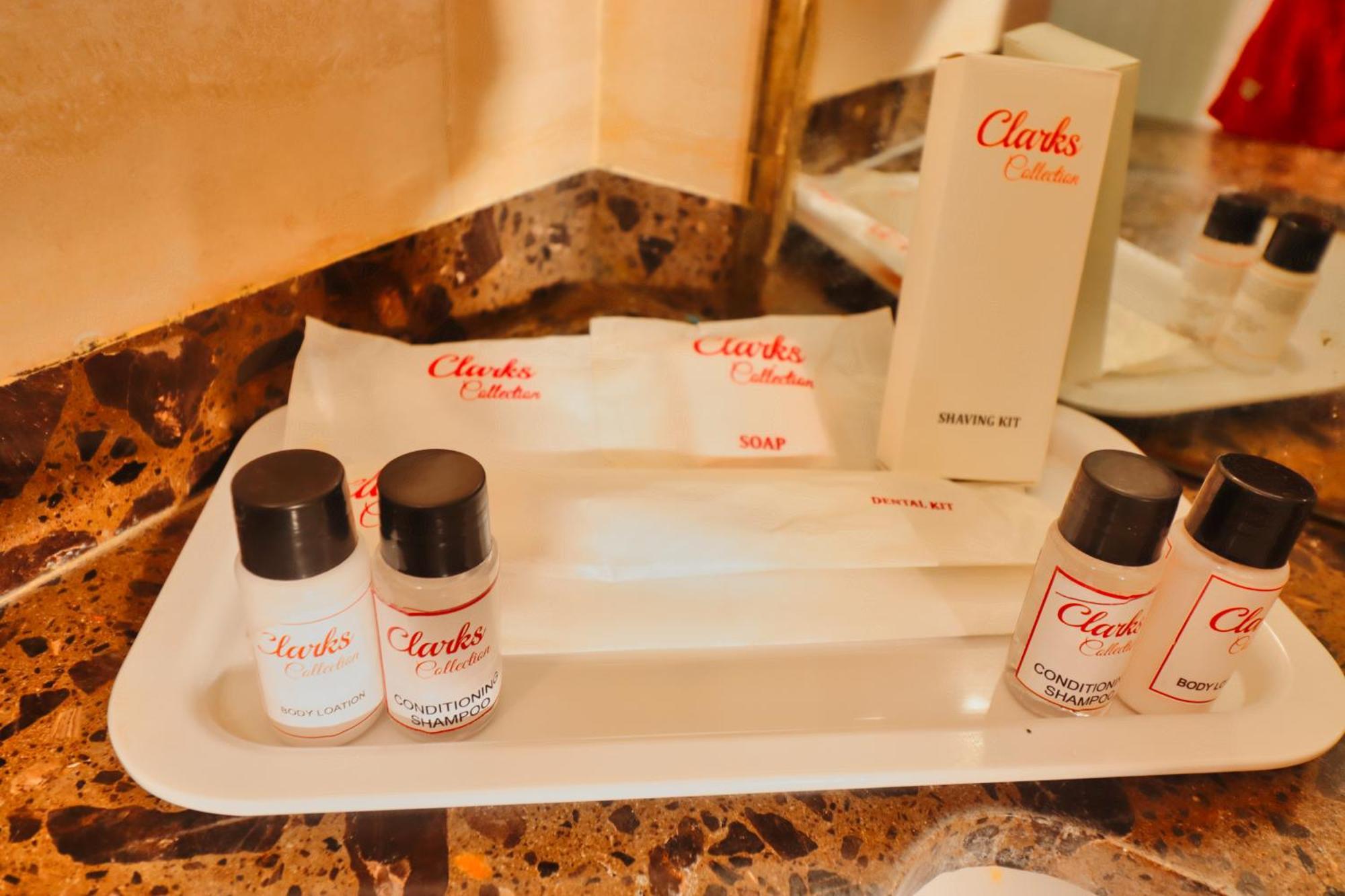 Hotel Clarks Collection ואדודרה מראה חיצוני תמונה